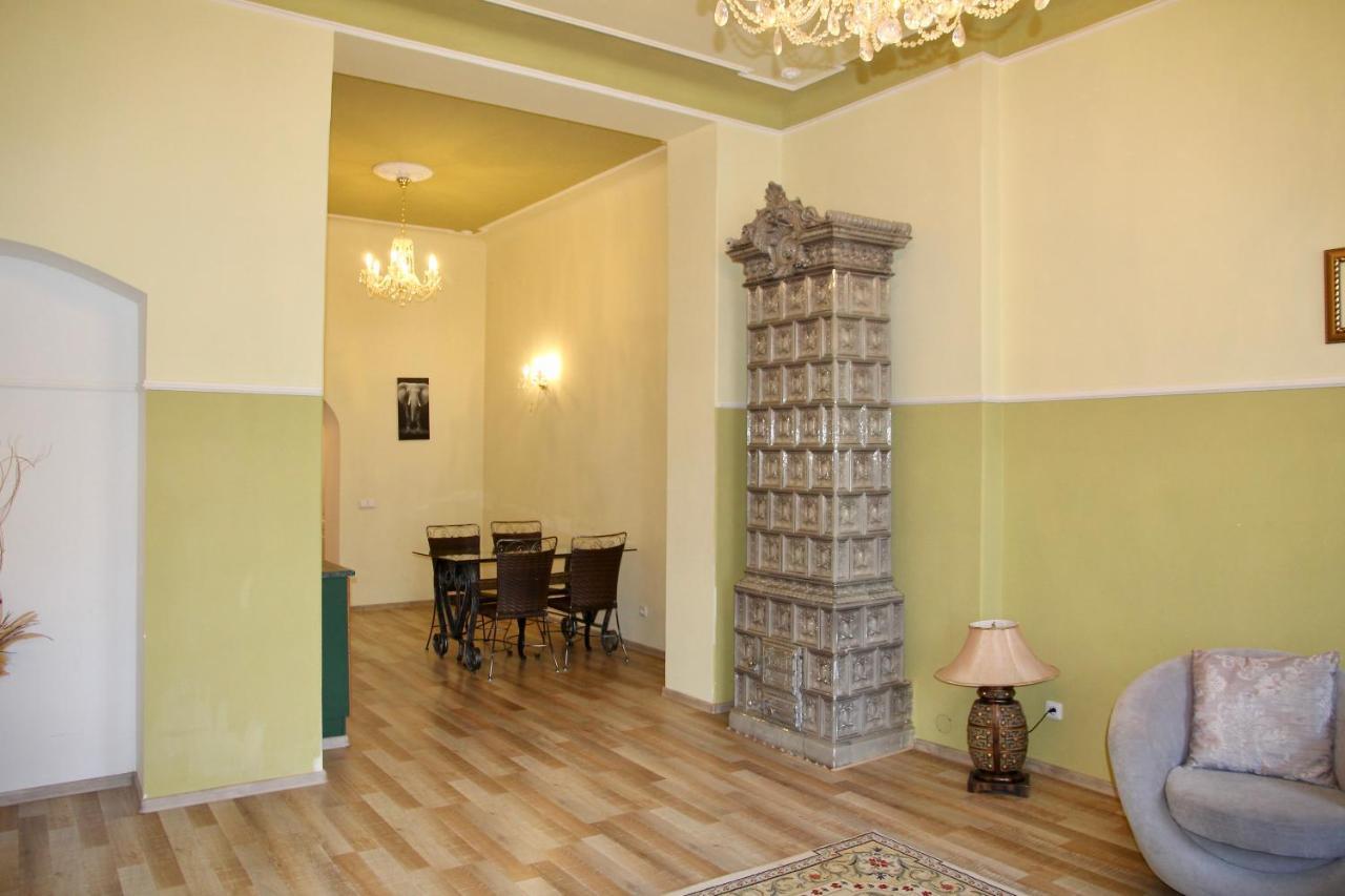 Apartman Sylva Na Stare Louce 42 Карловы Вары Экстерьер фото